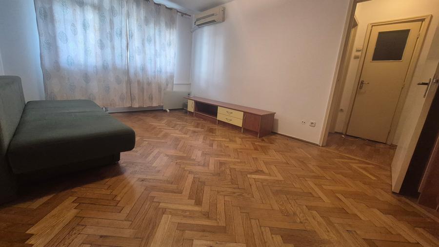 Apartament cu 2 camere semidecomandat în Brâncoveanu