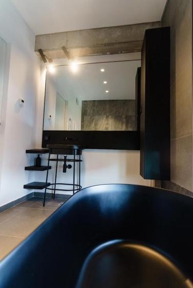 Apartament cu 4 camere decomandat, mobilat în Floreasca