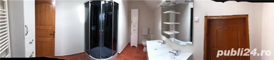 Casă cu 9 camere cu Teren 900 Mp în Cornu