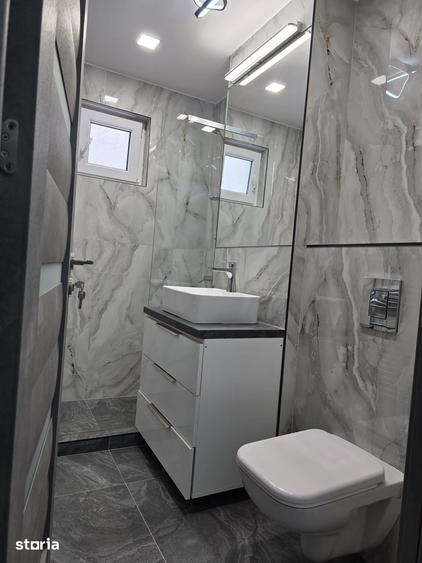 Apartament cu 2 camere decomandat în Exterior Vest