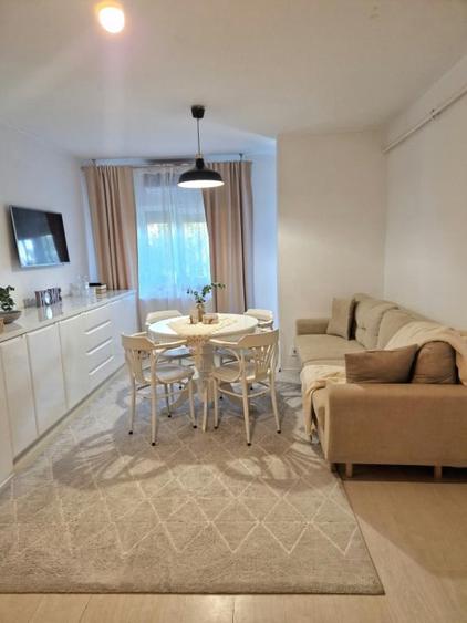 Apartament cu 2 camere decomandat, mobilat în George Enescu