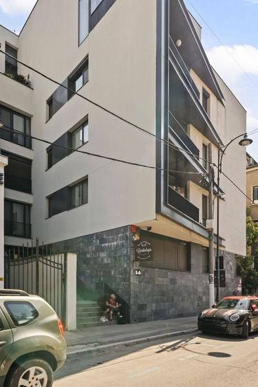 DUPLEX SUPERB UNIVERSITATE CU TERASA 50MP - 24