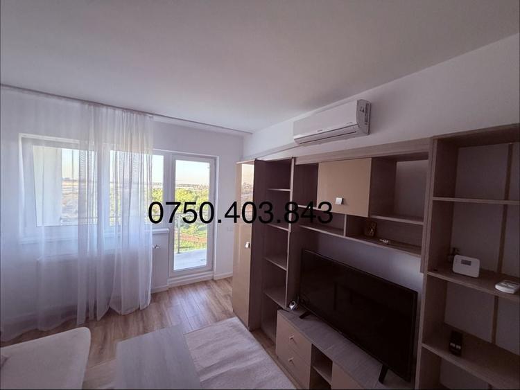 Apartament cu 2 camere decomandat în Titan