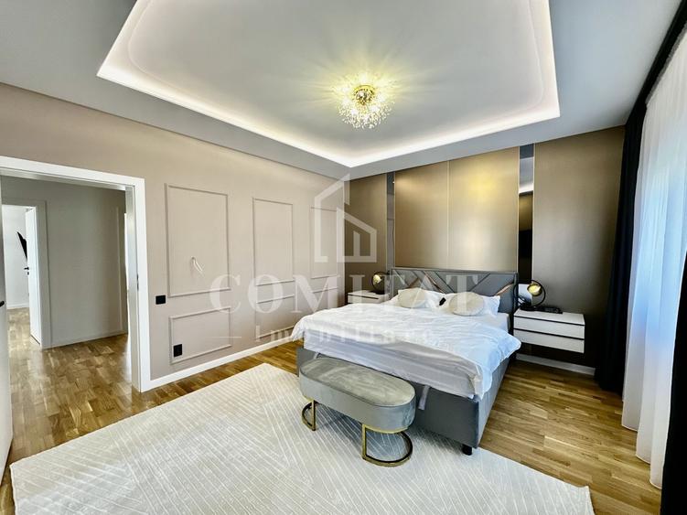 Duplex cu 4 camere cu Canalizare în Florești