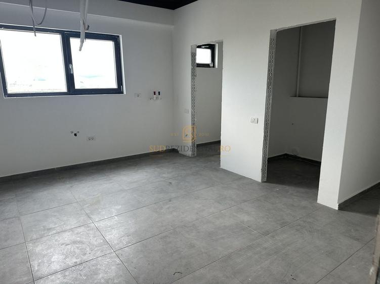 Spațiu industrial, de 819 mp, în Sud