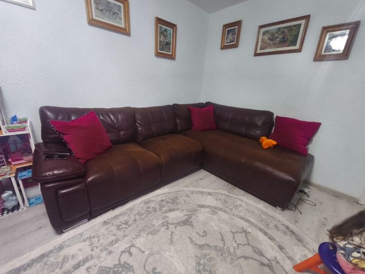 Apartament cu 2 camere decomandat în Siret