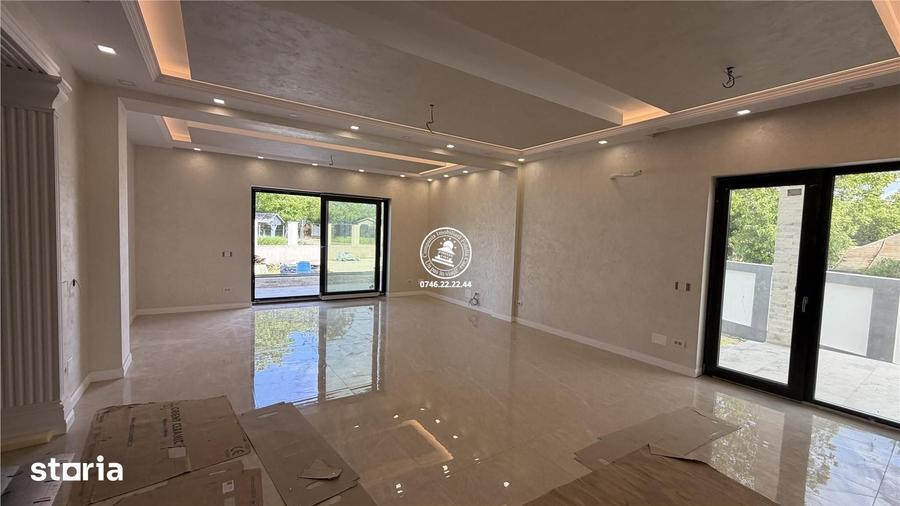 Casă cu 6 camere cu Teren 750 Mp în Aroneanu
