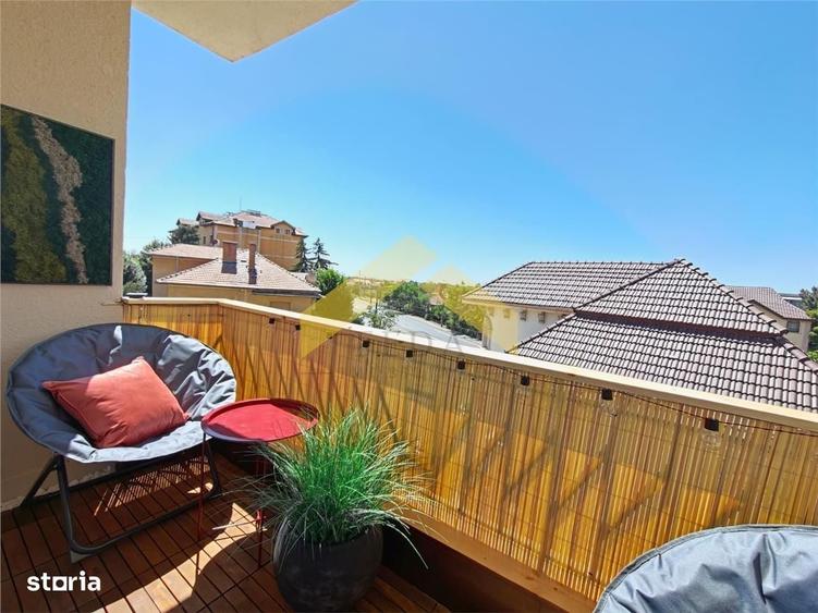 Apartament cu 3 camere semidecomandat în Romanilor