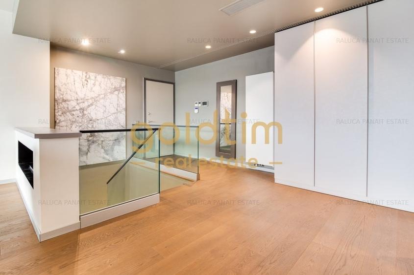 Apartament cu 4 camere nedecomandat, mobilat în Iancu Nicolae