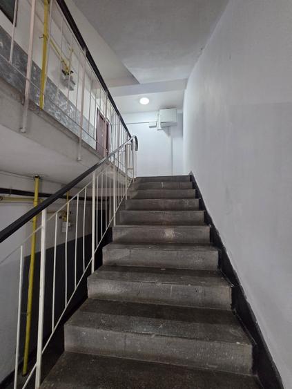 Garsonieră decomandată, mobilată în Peninsula