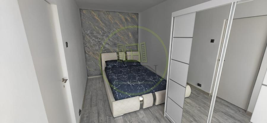 Apartament cu 2 camere semidecomandat, mobilat în Craiovița Nouă