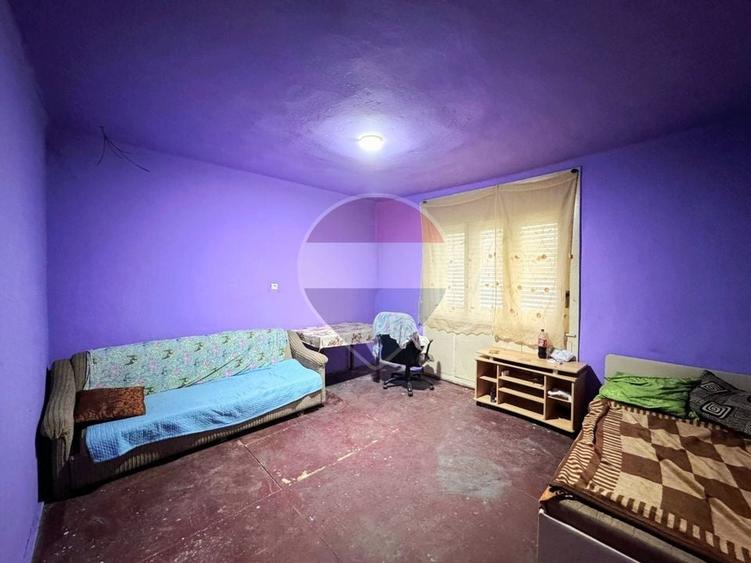 Casă cu 3 camere cu Teren 750 Mp în Central