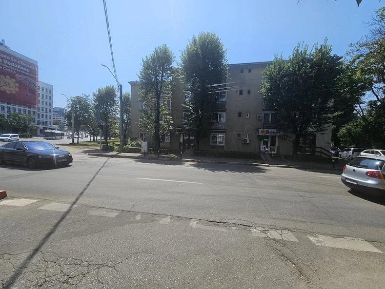 Apartament cu 2 camere semidecomandat în Ultracentral