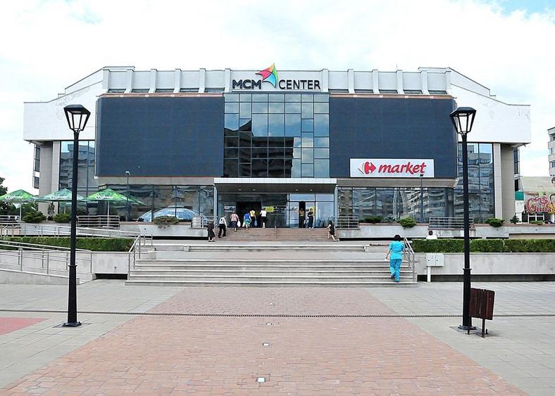 Birou, de 4,000 mp, în Centru Civic