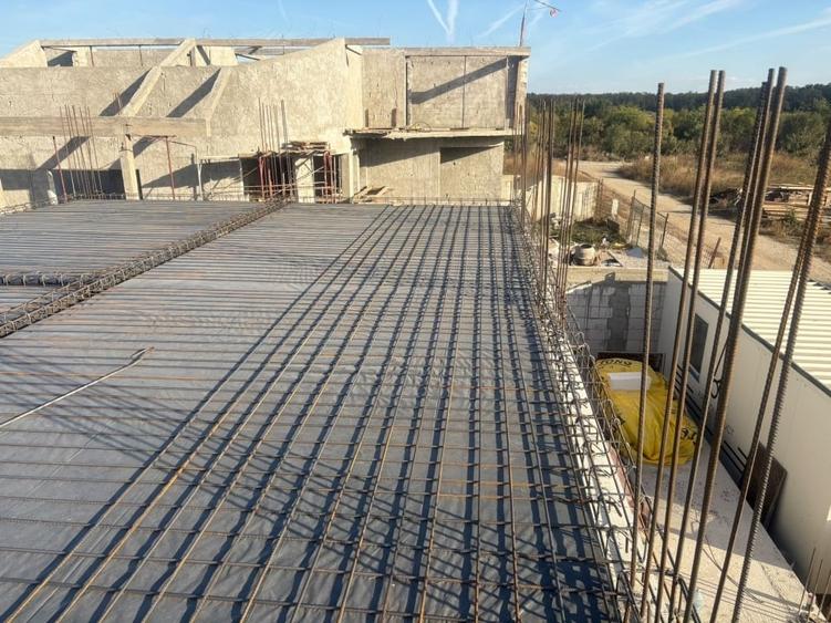 Casă individuală cu 2 camere cu Teren 250 Mp în Central