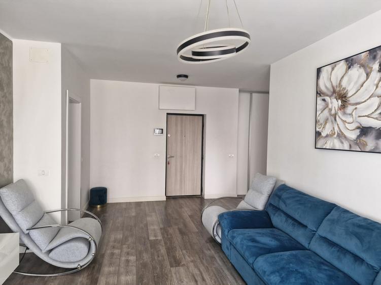 Apartament cu 2 camere, mobilat în Tomis Nord