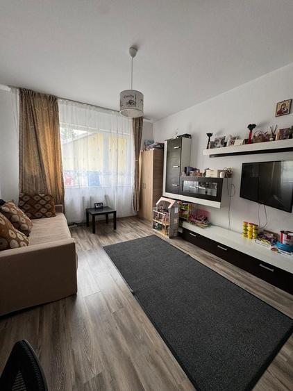 Apartament cu 2 camere decomandat, mobilat în Rahova