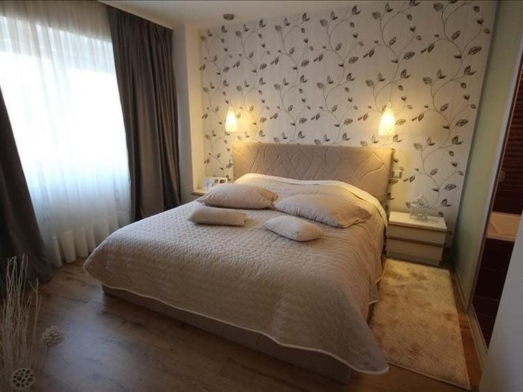 Apartament cu 3 camere decomandat, mobilat în Simion Bărnuțiu