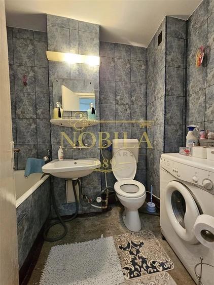 Apartament cu 5 camere în Central