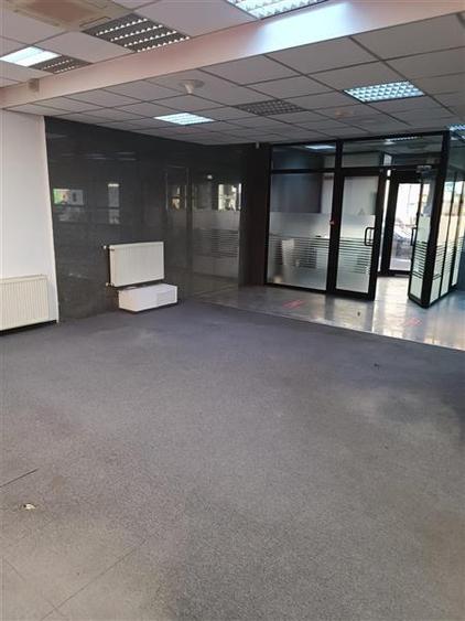 Spațiu comercial, de 470 mp, în Ultracentral
