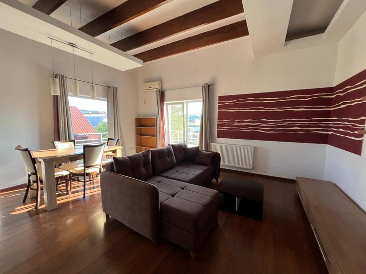 Apartament cu 3 camere semidecomandat în Gheorgheni