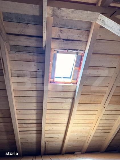 Casă cu 5 camere cu Teren 250 Mp în Central
