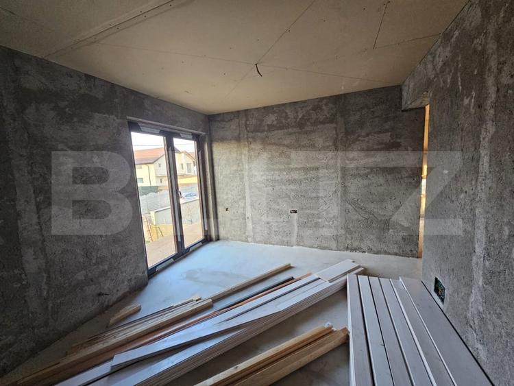 Casă individuală cu 4 camere cu Teren 800 Mp în Șimnicu de Sus