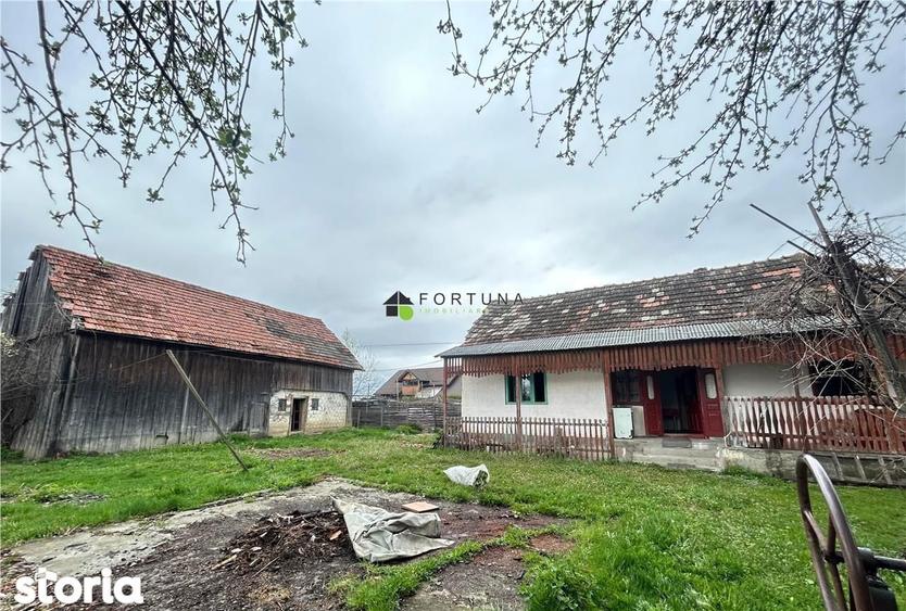 Casă cu 2 camere cu Teren 1850 Mp în Dobârlău