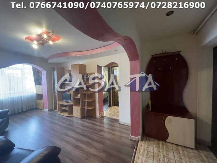Apartament cu 4 camere decomandat, mobilat în Nicolae Titulescu