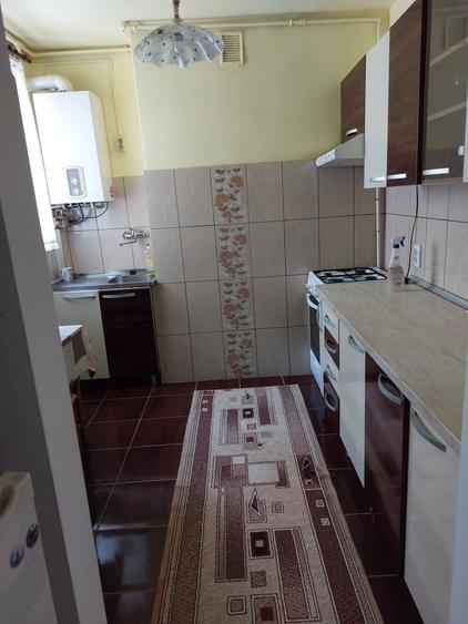Apartament cu 3 camere în Tudor