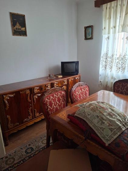 Casă cu 2 camere în Central