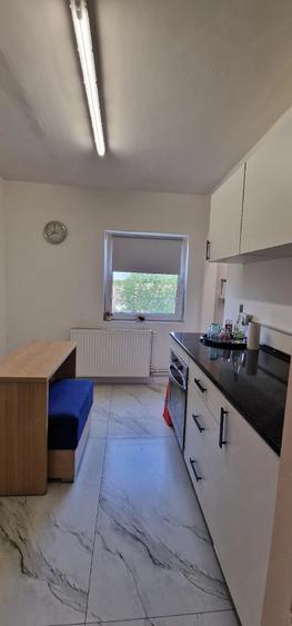 Apartament cu 3 camere decomandat în Steaua