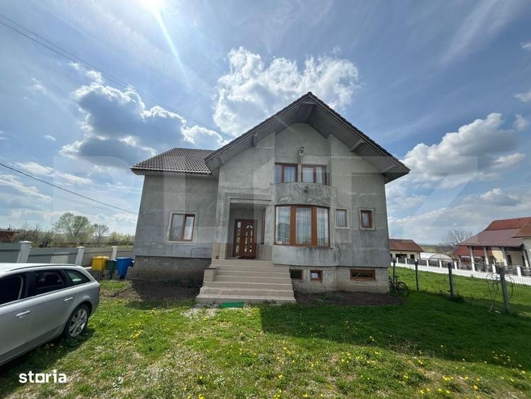 Casă cu 4 camere în Orheiu Bistriței