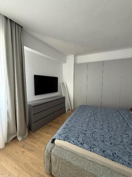 Apartament cu 3 camere decomandat, mobilat în Sisești