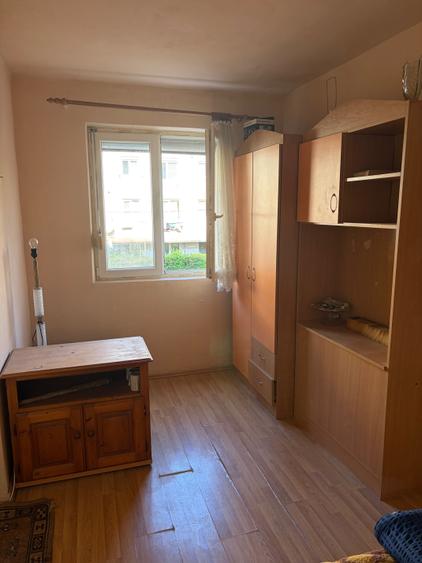 Apartament cu 2 camere semidecomandat în Micro 14