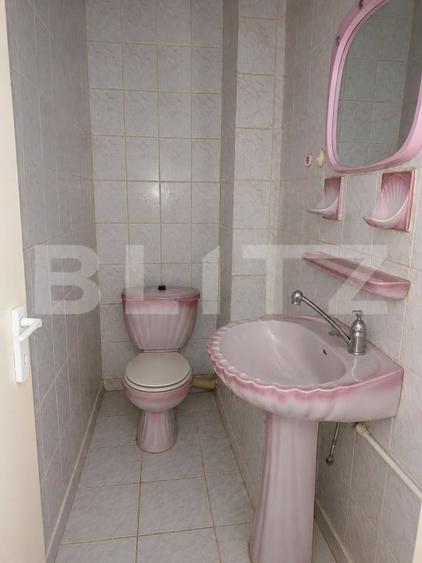 Apartament cu 3 camere decomandat în 1 Mai