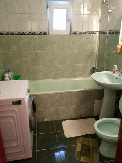 Apartament cu 3 camere decomandat în Burdujeni