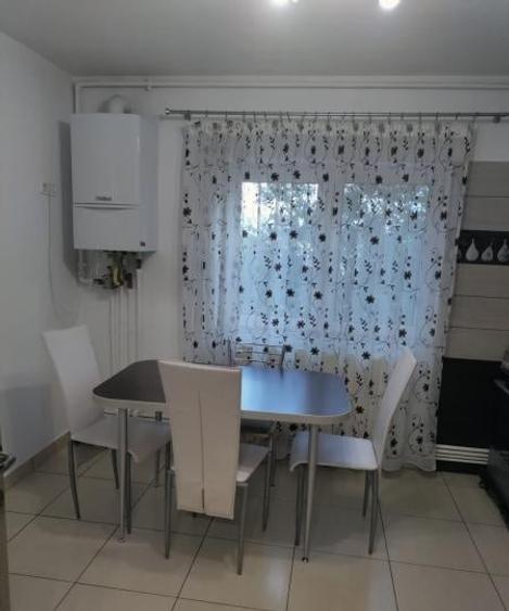 Apartament cu 2 camere decomandat, mobilat în Doamna Ghica