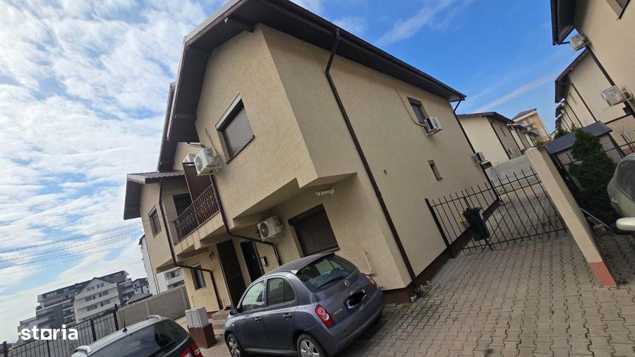 Casă cu 4 camere cu Teren 162 Mp în Central