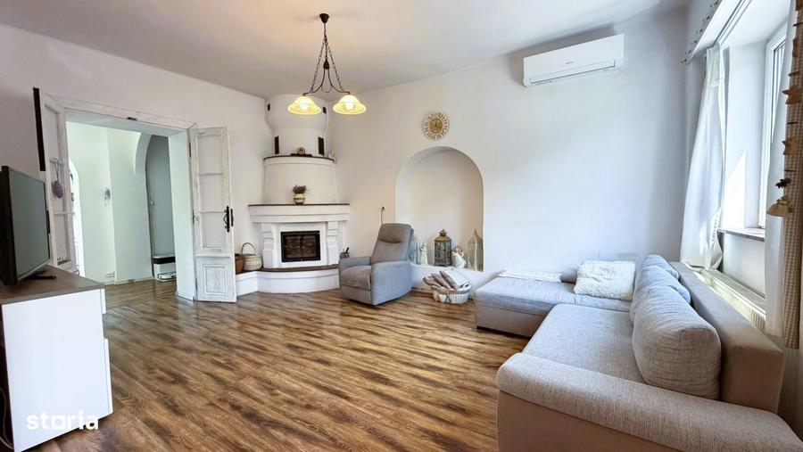 Casă cu 4 camere cu Teren 520 Mp în Central