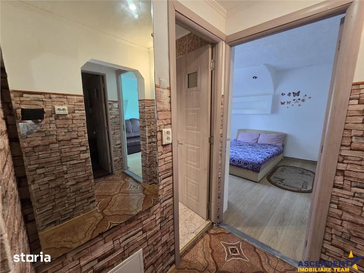 Apartament cu 3 camere decomandat, mobilat în Dârste
