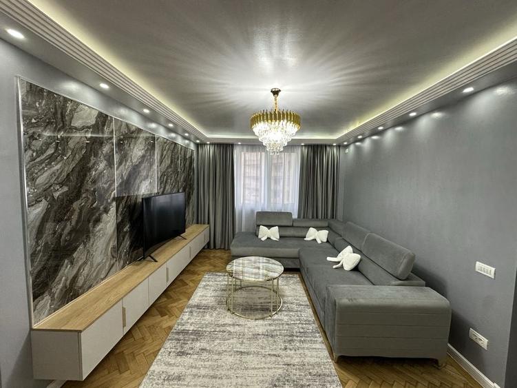 Apartament cu 2 camere semidecomandat în Baba Novac