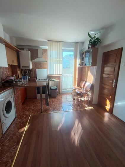 Apartament cu 2 camere în Mărăști