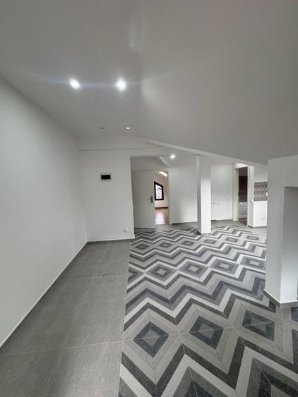 Apartament cu 3 camere decomandat în Valea Alba