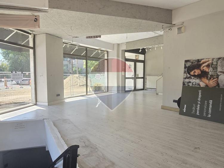 Spațiu comercial, de 230 mp, în Gara de Nord