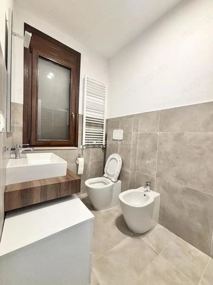 Apartament 3 camere ultracentral - 60 mp suprafata utila - 4