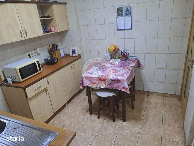Apartament cu 2 camere semidecomandat în Primăverii