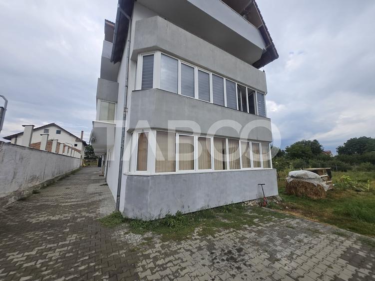 Apartament cu 2 camere decomandat, mobilat în Turnișor