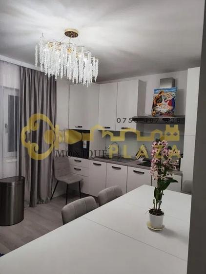 Duplex cu 4 camere cu Canalizare în Exterior Vest