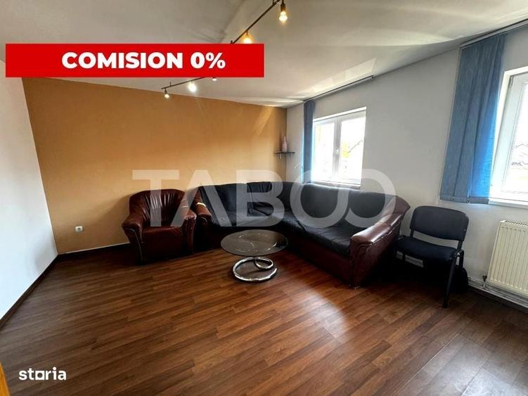 Apartament cu 4 camere decomandat în Vasile Aaron